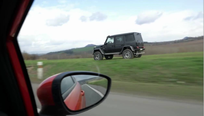 g-wagon-passing-off-road