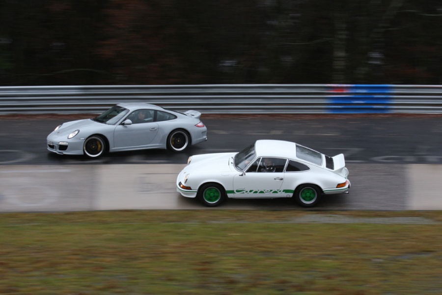 Name:  udalosti-porsche-911-carrera-rs-27-a-911-sport-classic_2.jpg
Views: 927
Size:  125.1 KB