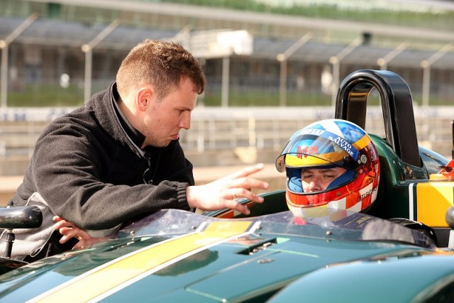 Name:  caterham__sp300.r__2012__017.jpg
Views: 556
Size:  75.4 KB