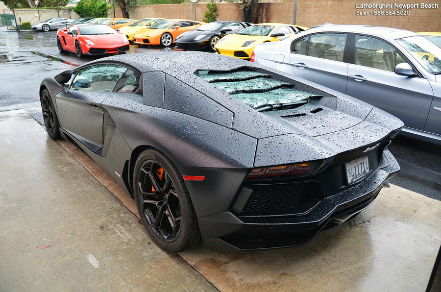 Name:  Newport-Beach_Aventador.jpg
Views: 1736
Size:  272.9 KB