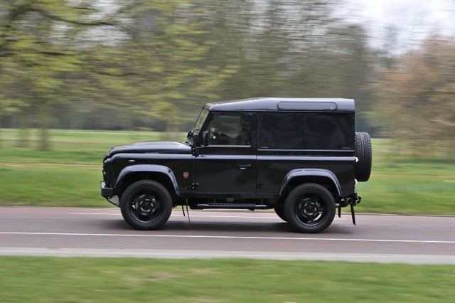 Name:  land_rover__defender__2012__144.jpg
Views: 3908
Size:  60.4 KB