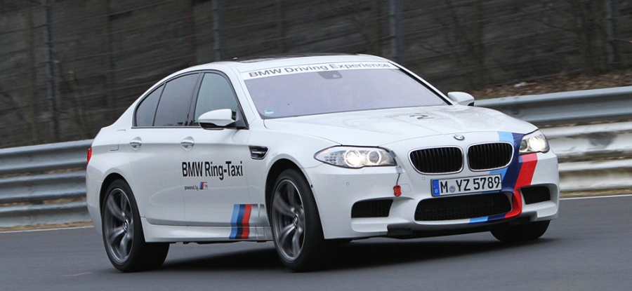 Name:  F10_M5_Ringtaxi_05.jpg
Views: 780
Size:  112.9 KB