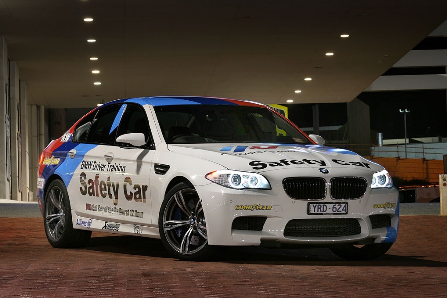 Name:  M5-Safety-Car-14.jpg
Views: 8382
Size:  167.5 KB