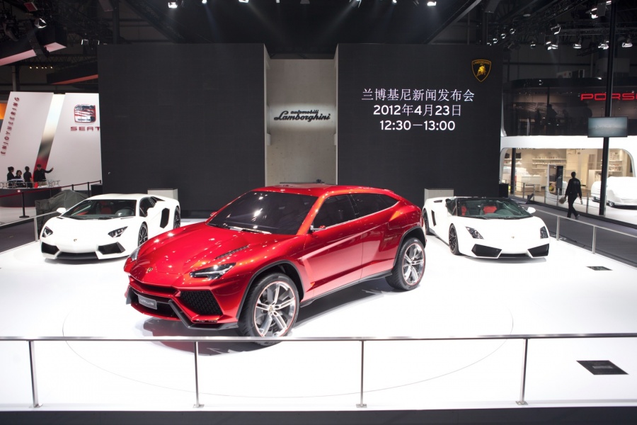 Name:  Lamborghini Urus Concept (4).jpg
Views: 152
Size:  149.0 KB