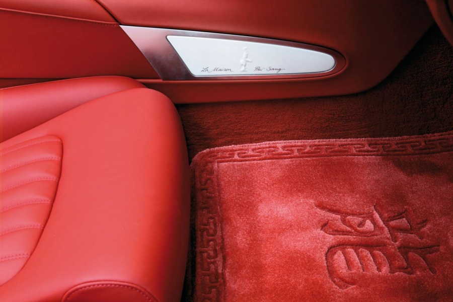 Name:  11-veyron-wei-long.jpg
Views: 10847
Size:  157.6 KB