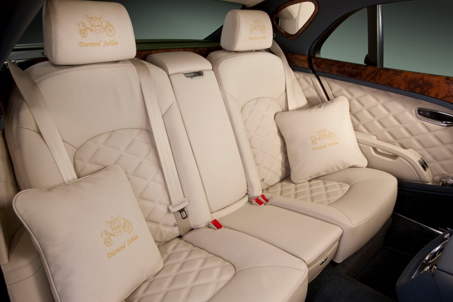 Name:  Bentley-Mulsanne-Royal-Diamond-Jubilee-6[5].jpg
Views: 1407
Size:  146.0 KB