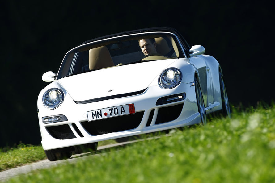 Name:  Ruf-Roadster-3-8-13-fotoshowImage-ae35922f-425496.jpg
Views: 1954
Size:  68.4 KB