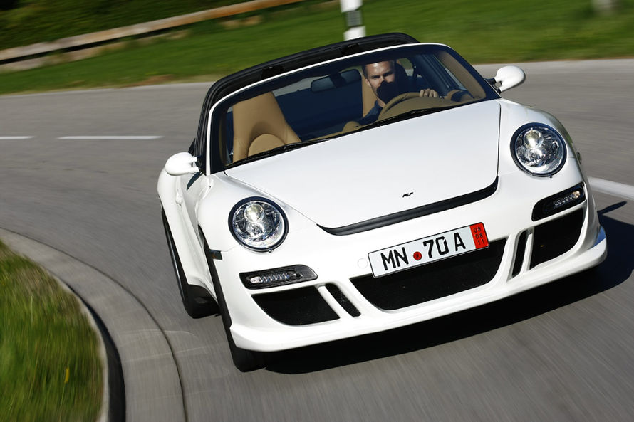 Name:  Ruf-Roadster-3-8-13-fotoshowImage-ceface4-425504.jpg
Views: 1582
Size:  78.7 KB