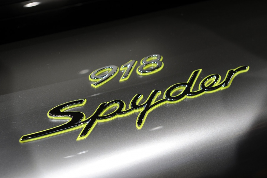 Name:  22porsche918spyderlive.jpg
Views: 11749
Size:  126.2 KB