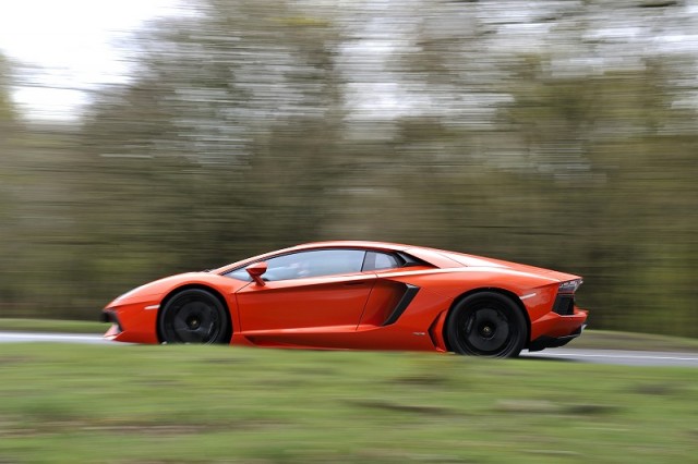 Name:  lamborghini__aventador_lp_700-4__2012__061.jpg
Views: 2666
Size:  57.6 KB