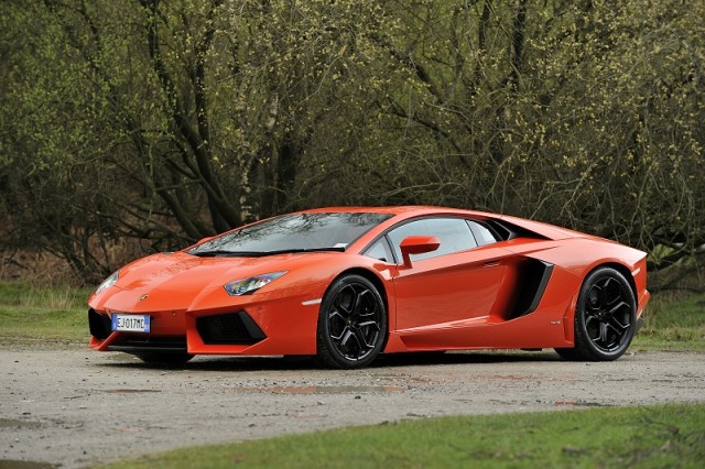 Name:  lamborghini__aventador_lp_700-4__2012__054.jpg
Views: 1735
Size:  102.3 KB