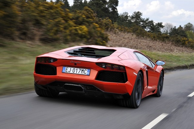 Name:  lamborghini__aventador_lp_700-4__2012__049.jpg
Views: 1740
Size:  66.6 KB