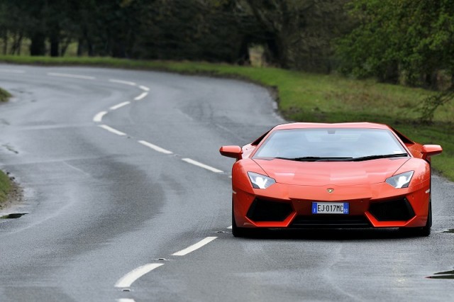 Name:  lamborghini__aventador_lp_700-4__2012__074.jpg
Views: 2011
Size:  58.4 KB