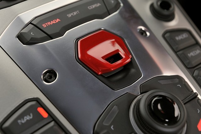 Name:  lamborghini__aventador_lp_700-4__2012__060.jpg
Views: 1674
Size:  54.5 KB