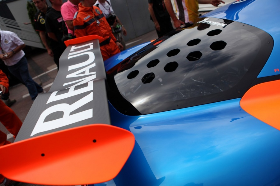 Name:  renault_alpine_a110-50_concept_car_monaco_25_maggio_2012_21.jpg
Views: 174
Size:  133.8 KB