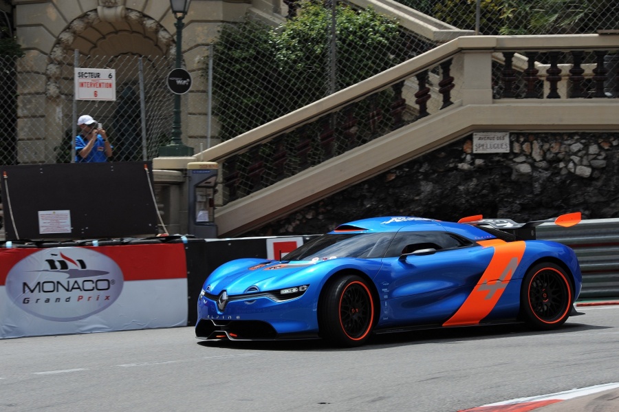 Name:  S0-La-Renault-Alpine-A110-50-sur-le-circuit-de-Monaco-263460.jpg
Views: 222
Size:  209.1 KB