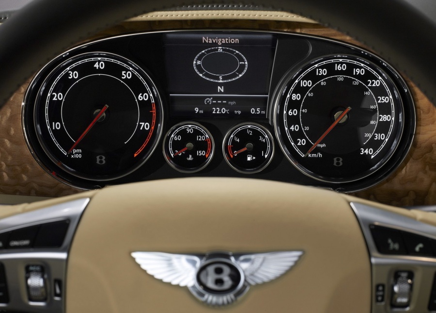 Name:  Bentley-Continental_GTC_2012_1600x1200_NewCarSE.com_1f.jpg
Views: 1182
Size:  165.8 KB