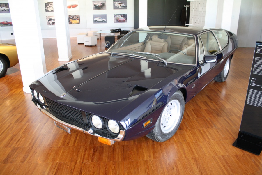 Name:  Lamborghini Espada 1972 (1).jpg
Views: 1428
Size:  190.1 KB