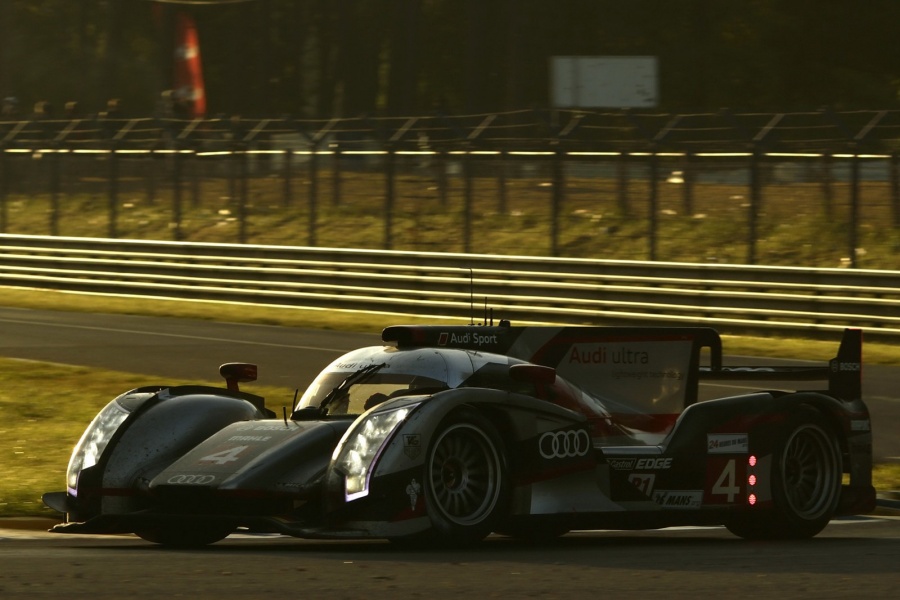 Name:  Audi-Le-Mans-24h-14[5].jpg
Views: 427
Size:  146.5 KB