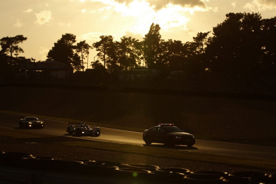 Name:  Audi-Le-Mans-24h-92[5].jpg
Views: 173
Size:  129.0 KB
