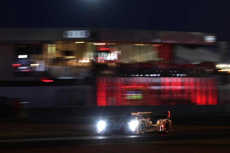 Name:  Audi-Le-Mans-24h-94[5].jpg
Views: 223
Size:  101.0 KB