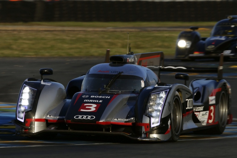 Name:  Audi-Le-Mans-24h-96[2].jpg
Views: 178
Size:  133.9 KB
