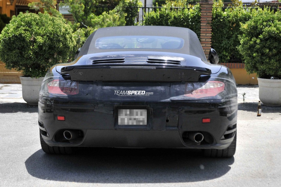 Name:  Porsche 911 Turbo Cabrio 005 copy.jpg
Views: 1101
Size:  218.9 KB