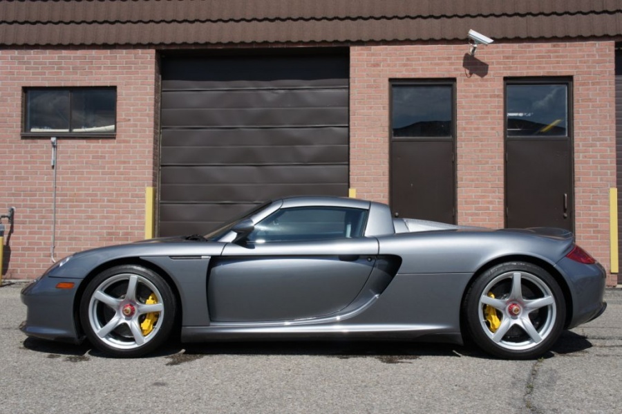 Name:  2004 Porsche Carrera GT. Seal Grey on Black 003.jpg
Views: 607
Size:  172.6 KB
