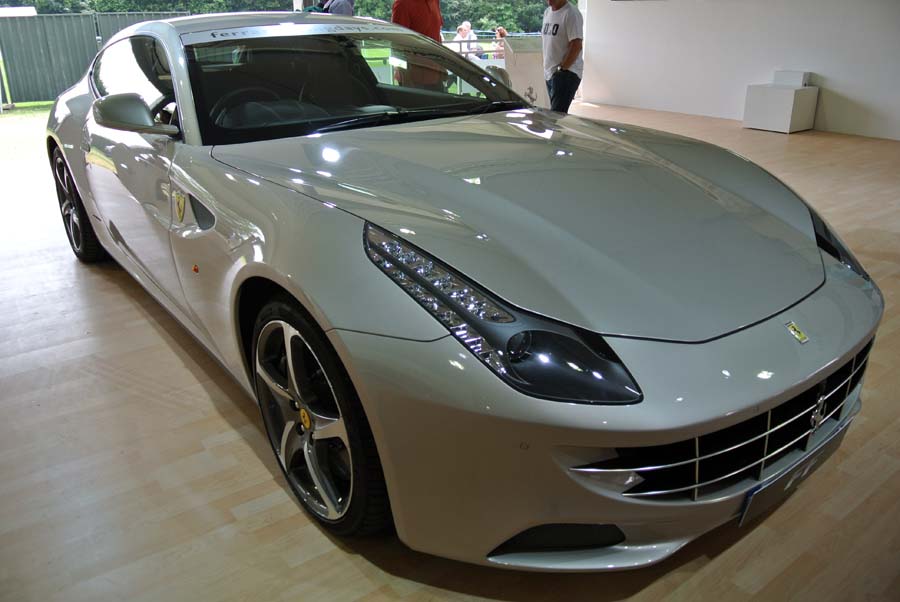 Name:  Goodwood_Festival_of_Speed_2012_-_The_Moving_Motor_Show(4).jpg
Views: 1784
Size:  77.9 KB