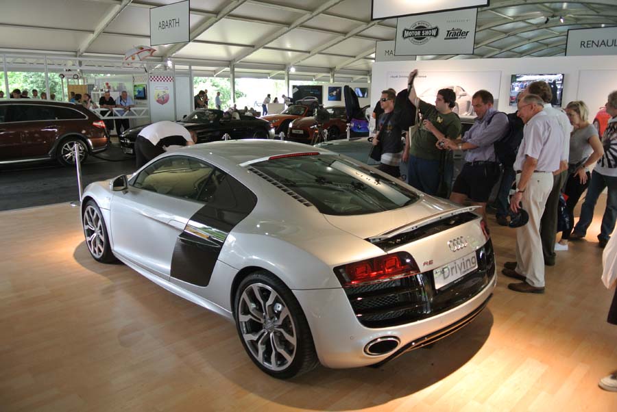 Name:  Goodwood_Festival_of_Speed_2012_-_The_Moving_Motor_Show(6).jpg
Views: 1487
Size:  103.7 KB