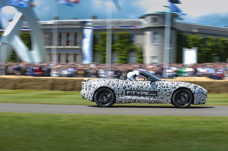 Name:  68327jag-Jag_Goodwood_FOS_Images_290612_4.jpg
Views: 1490
Size:  187.1 KB