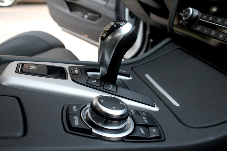 Name:  bmw-f10-m5-dsg-shifter.jpg
Views: 1540
Size:  158.9 KB