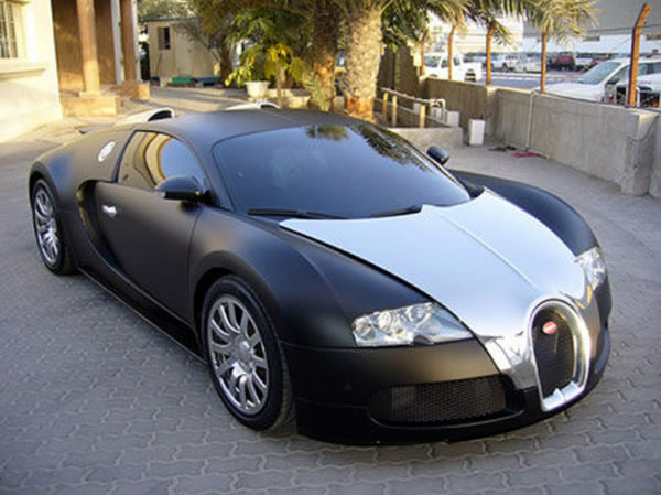 Elegant Bugatti Veyron Black Bess is spotted in Dubai