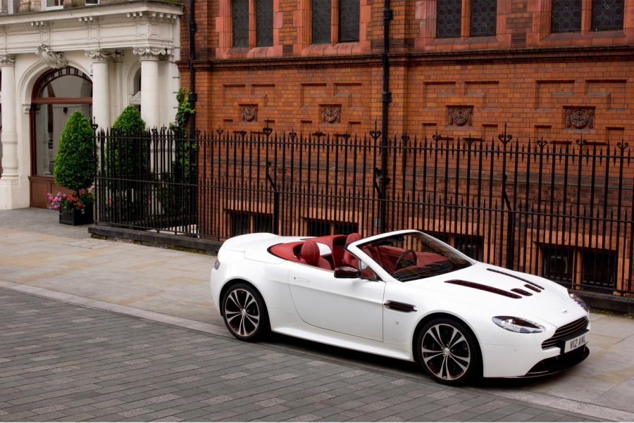 Name:  astonmartinv12vantageroadster01.jpg
Views: 834
Size:  243.6 KB