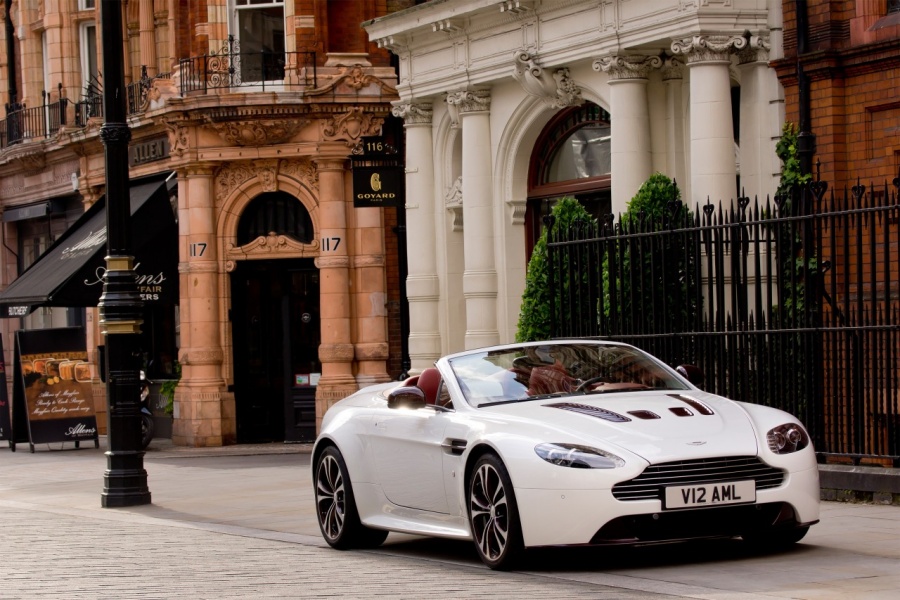 Name:  astonmartinv12vantageroadster02.jpg
Views: 838
Size:  221.4 KB