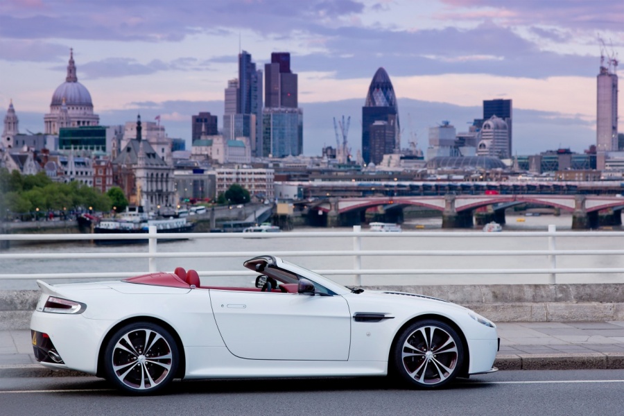 Name:  astonmartinv12vantageroadster04.jpg
Views: 1019
Size:  170.1 KB