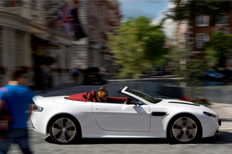 Name:  astonmartinv12vantageroadster11.jpg
Views: 847
Size:  142.0 KB