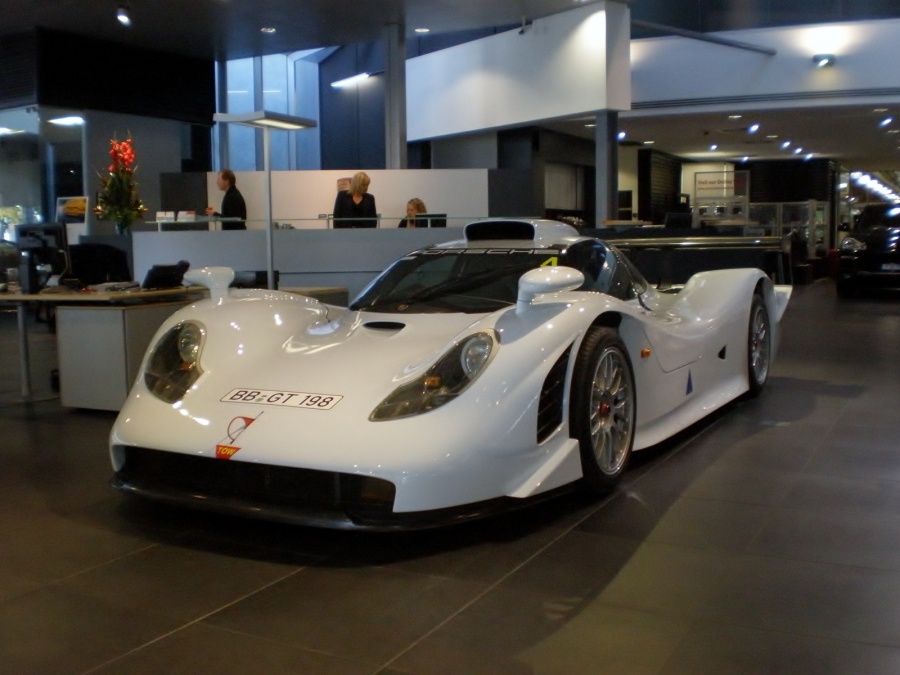 Name:  1998_porsche_gt1_lm_strassenversion_3.jpg
Views: 4342
Size:  162.8 KB