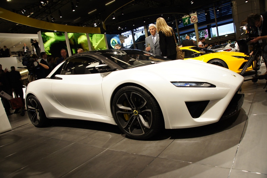 Name:  lotus-elise-paris-2010-03.jpg
Views: 556
Size:  185.3 KB