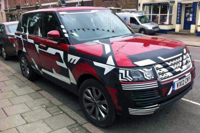 Name:  new-range-rover-1.jpg
Views: 532
Size:  59.0 KB