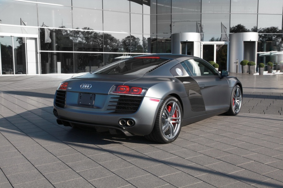Name:  2012-Audi-R8-Exclusive-Selection-14[2].jpg
Views: 1249
Size:  191.8 KB