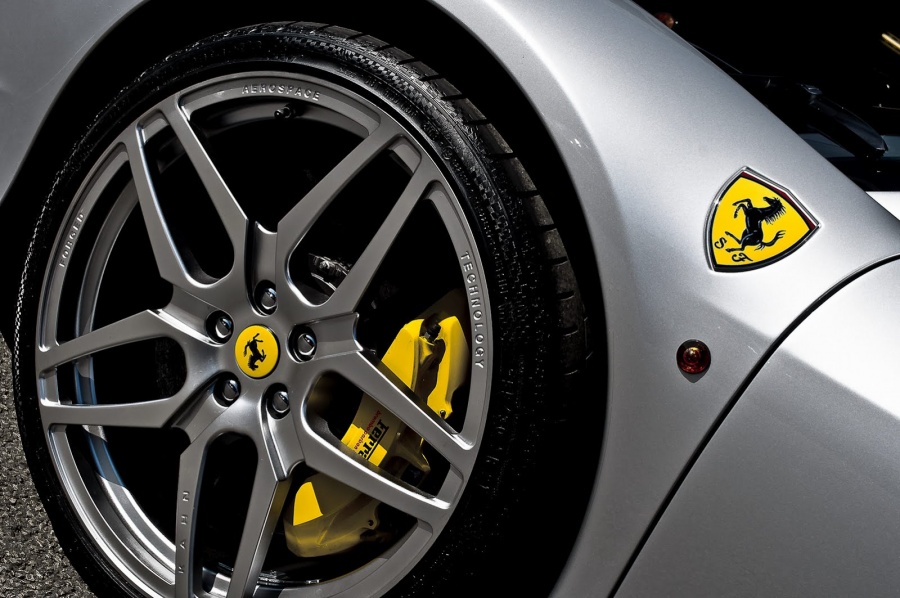 Name:  Kahn 458 italia Silver - 4.jpg
Views: 916
Size:  178.4 KB