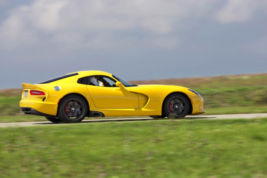 Name:  2012-srt-viper-16.jpg
Views: 1100
Size:  106.6 KB