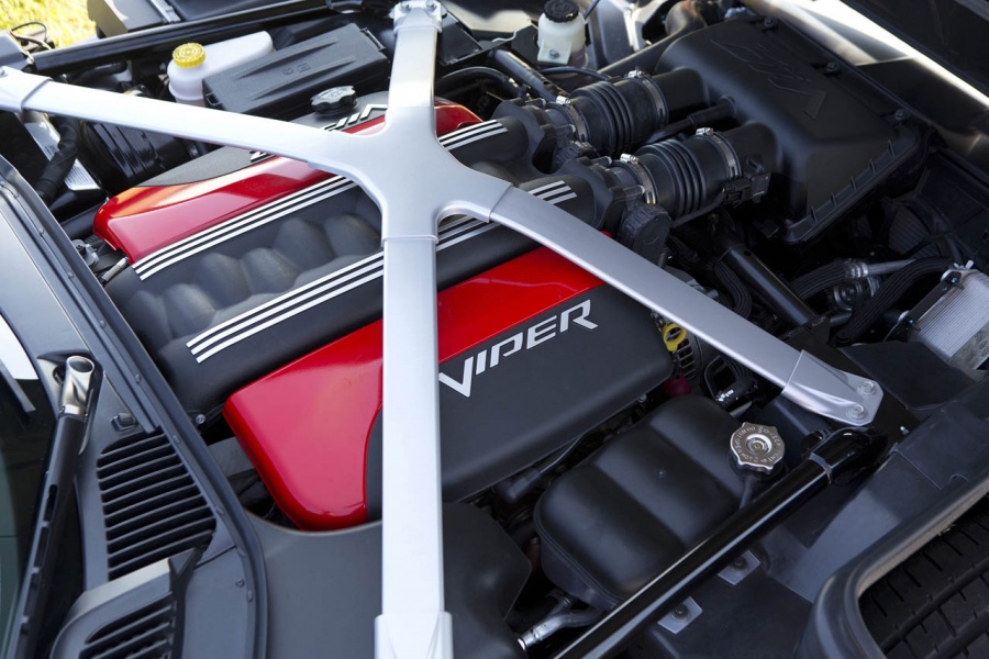Name:  2012-srt-viper-28.jpg
Views: 1134
Size:  187.3 KB