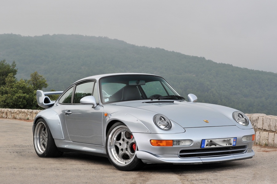 Name:  993 gt2 auction.jpg
Views: 2724
Size:  158.2 KB
