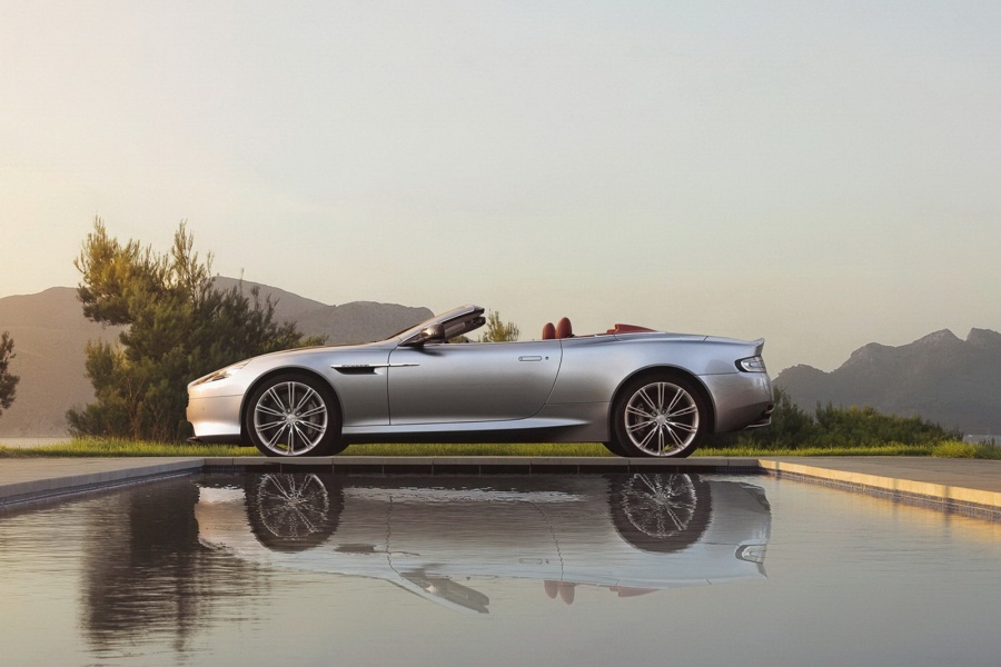 Name:  2013-aston-martin-db9-revealed-photo-gallery_6.jpg
Views: 370
Size:  133.2 KB