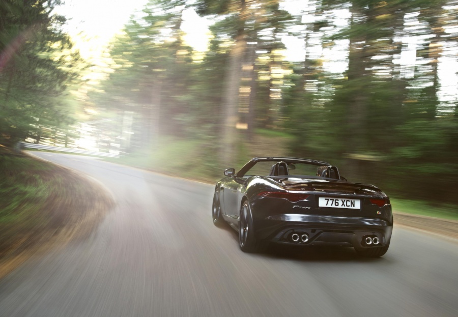 Name:  F-TYPE_LOCATION_V8_15.jpg
Views: 1652
Size:  166.8 KB