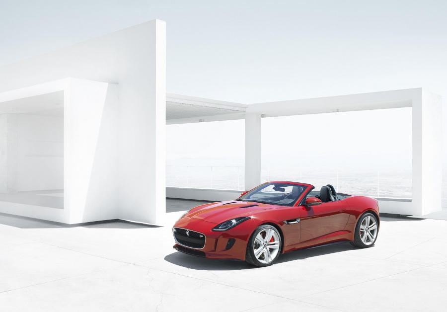 Name:  F-TYPE_HOUSE_V8_1.jpg
Views: 1469
Size:  94.1 KB
