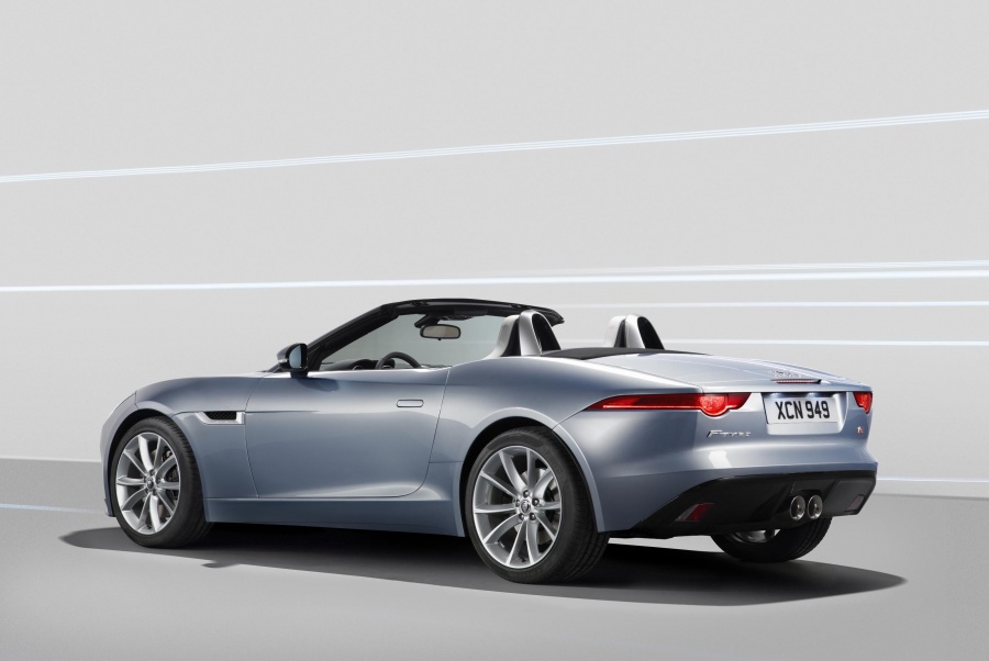 Name:  F-TYPE_STUDIO_V6_1.jpg
Views: 1440
Size:  96.8 KB