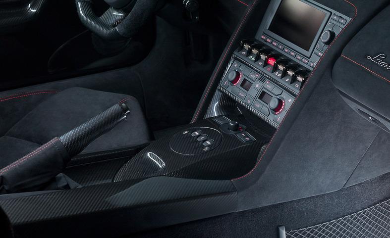 Name:  2013-lamborghini-gallardo-lp570-4-superleggera-edizione-tecnica-interior-photo-476074-s-787x481.jpg
Views: 4010
Size:  51.1 KB